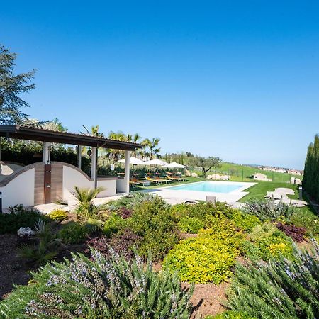 Tenuta Dei Franceschi Borgo Santa Maria 外观 照片
