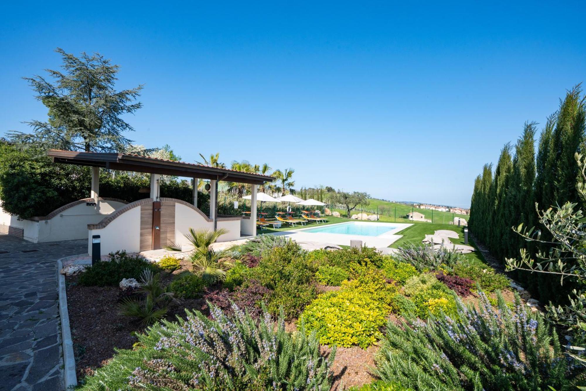 Tenuta Dei Franceschi Borgo Santa Maria 外观 照片